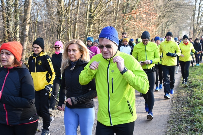 Bild »GAB_3536.jpg« aus der Galerie »Silvesterlauf 2024«